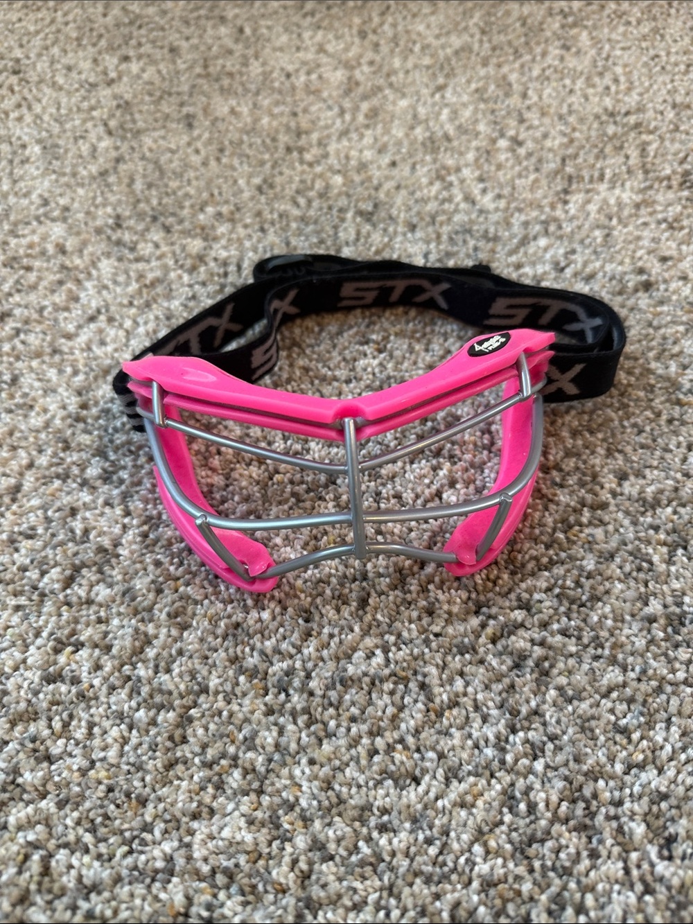 STX Pink Lacrosse/Field Hockey 4 Sight Facemask with Black Strap Youth Small